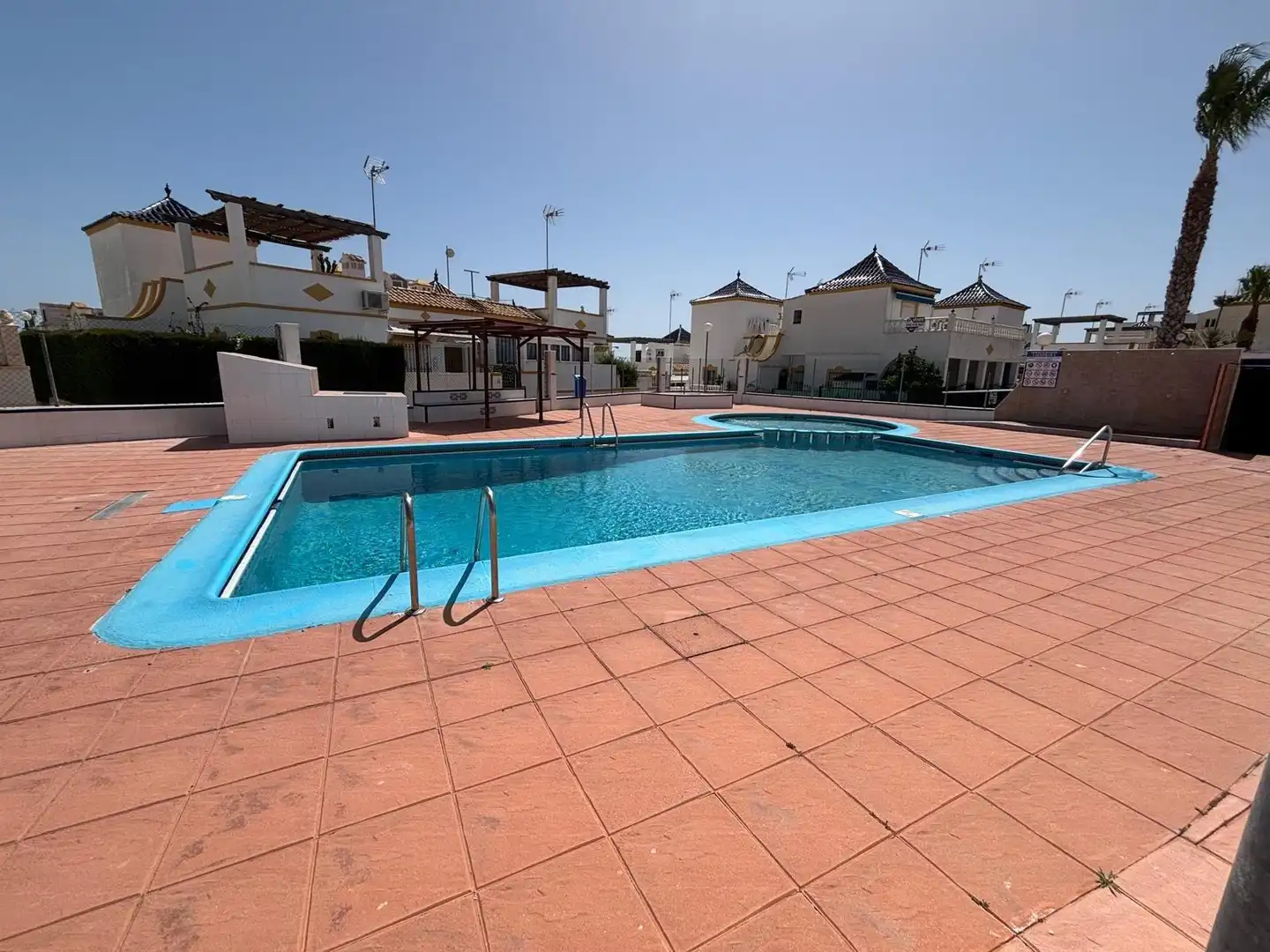 Maison mitoyenne avec piscine à vendre à Calle Calle Sagra, imagen 4