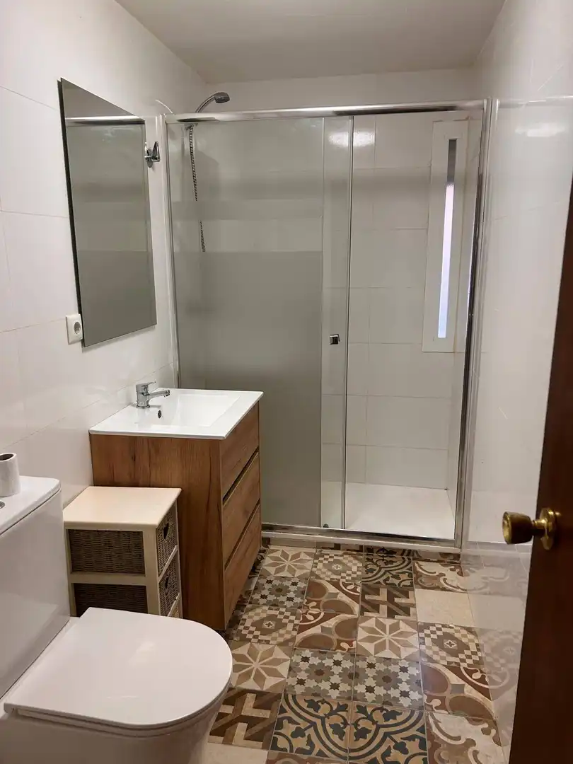 Bathroom of Flat for sale in  Madrid Capital