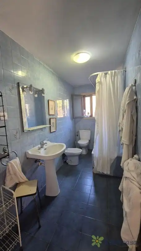 Baño de Casa o chalet en venta en Cervera del Río Alhama con Calefacción, Jardín privado y Terraza