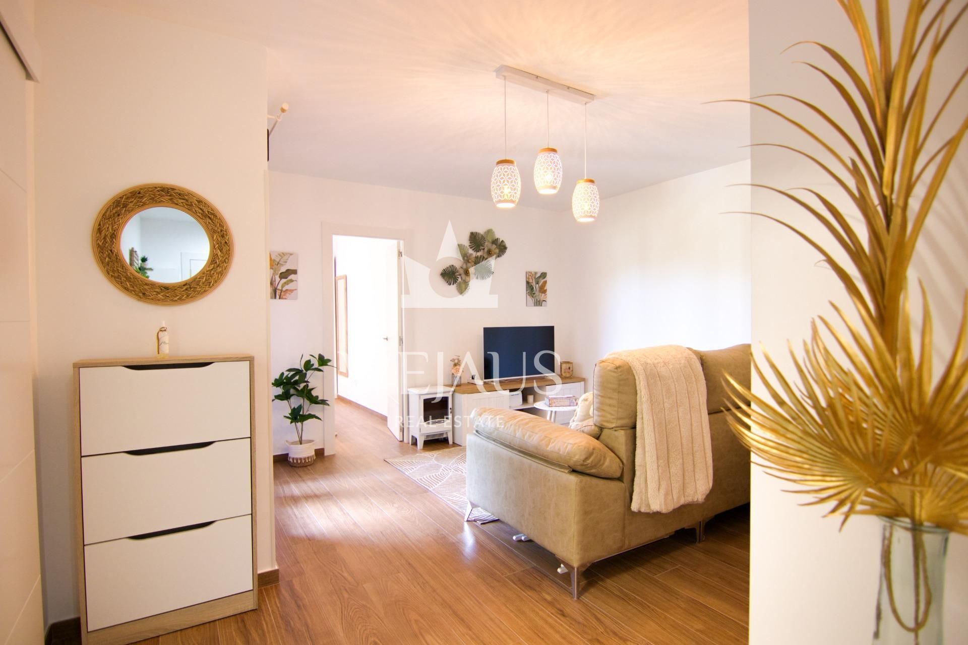 Living room of Flat for sale in Suances  with Terrace, Furnished and Community pool