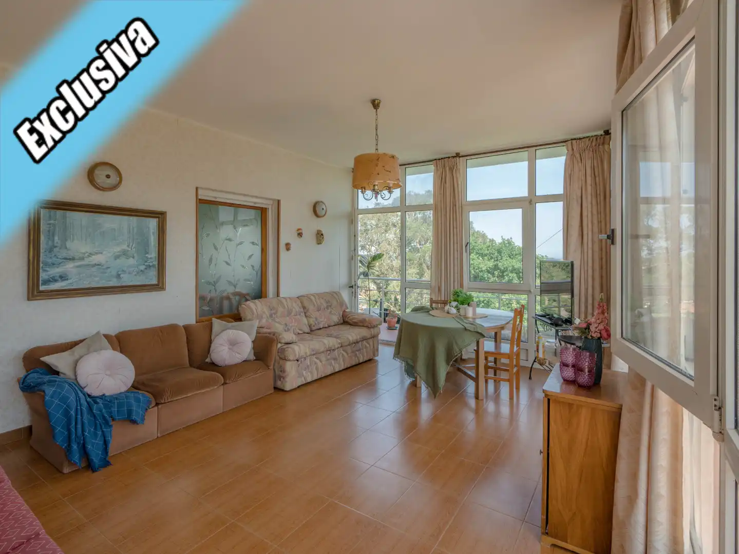 Sala de estar de Casa o chalet en venta en Arnuero con Calefacción, Jardín privado y Terraza
