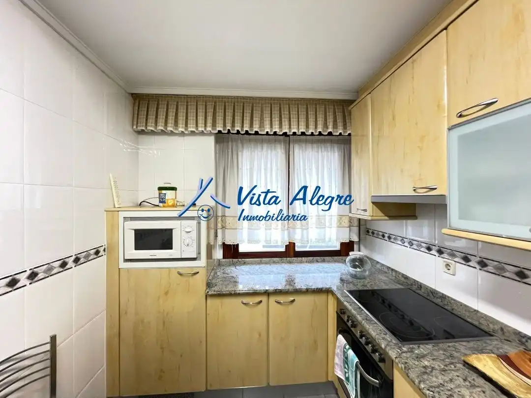 Cocina de Piso en venta en Haro con Calefacción, Terraza y Trastero