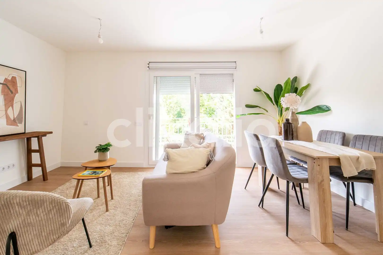 Wohnzimmer von Wohnung zum Verkauf in Madrid mit Klimaanlage, Heizung und Privatgarten
