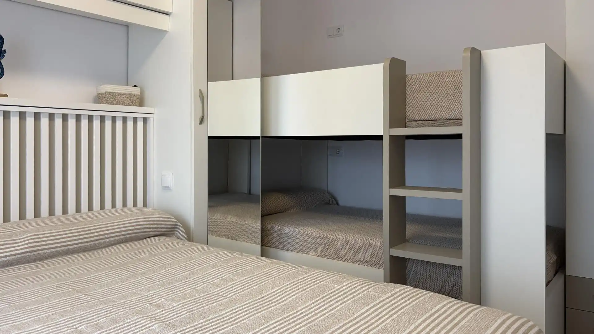 Appartement compact avec piscine à vendre à Els Pins, imagen 22