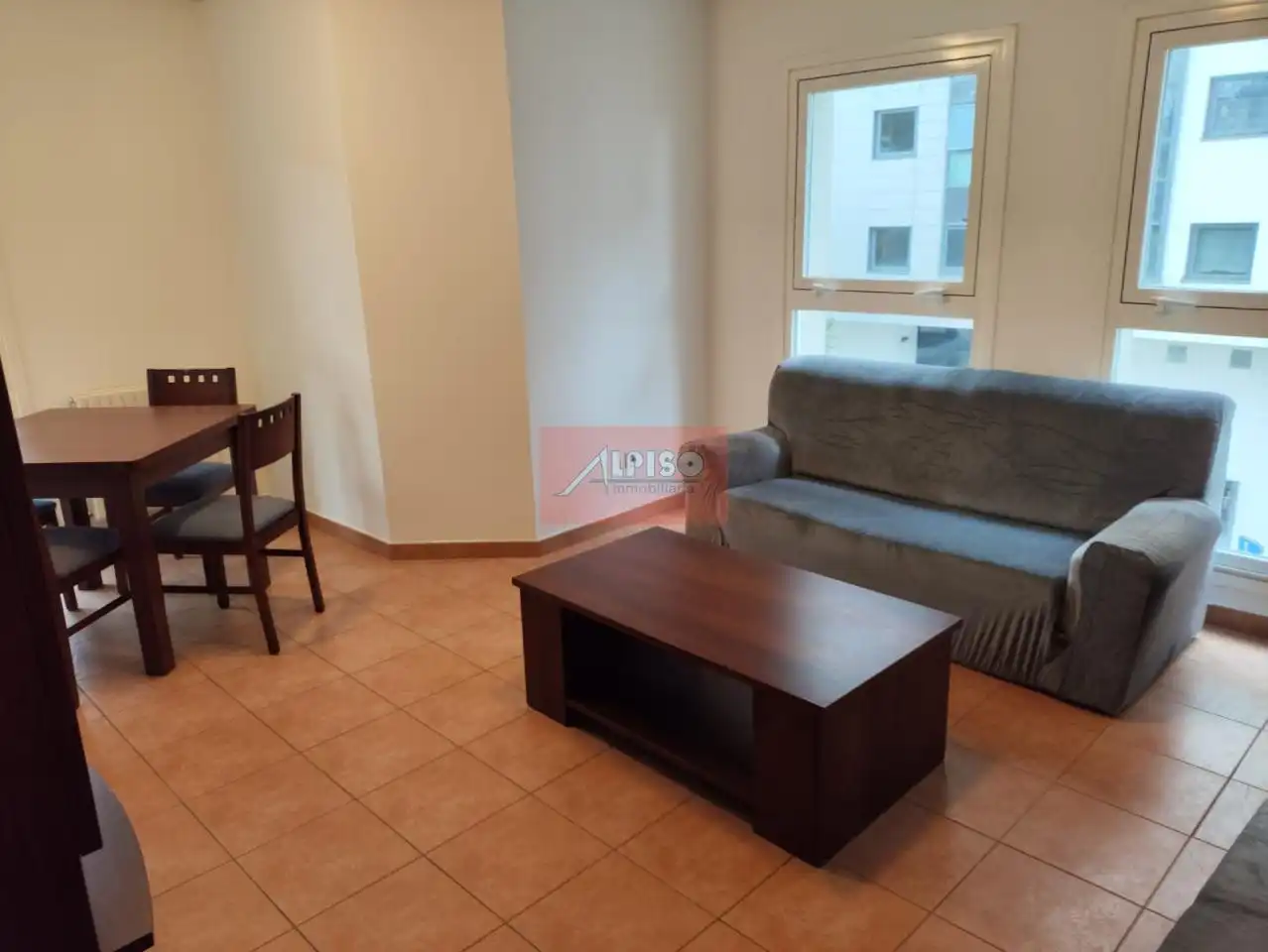 Sala d'estar de Pis de lloguer en Ourense Capital  amb Calefacció i Moblat