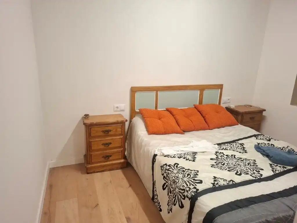 Schlafzimmer von Einfamilien-Reihenhaus zum Verkauf in Viveiro mit Terrasse, Abstellraum und Möbliert