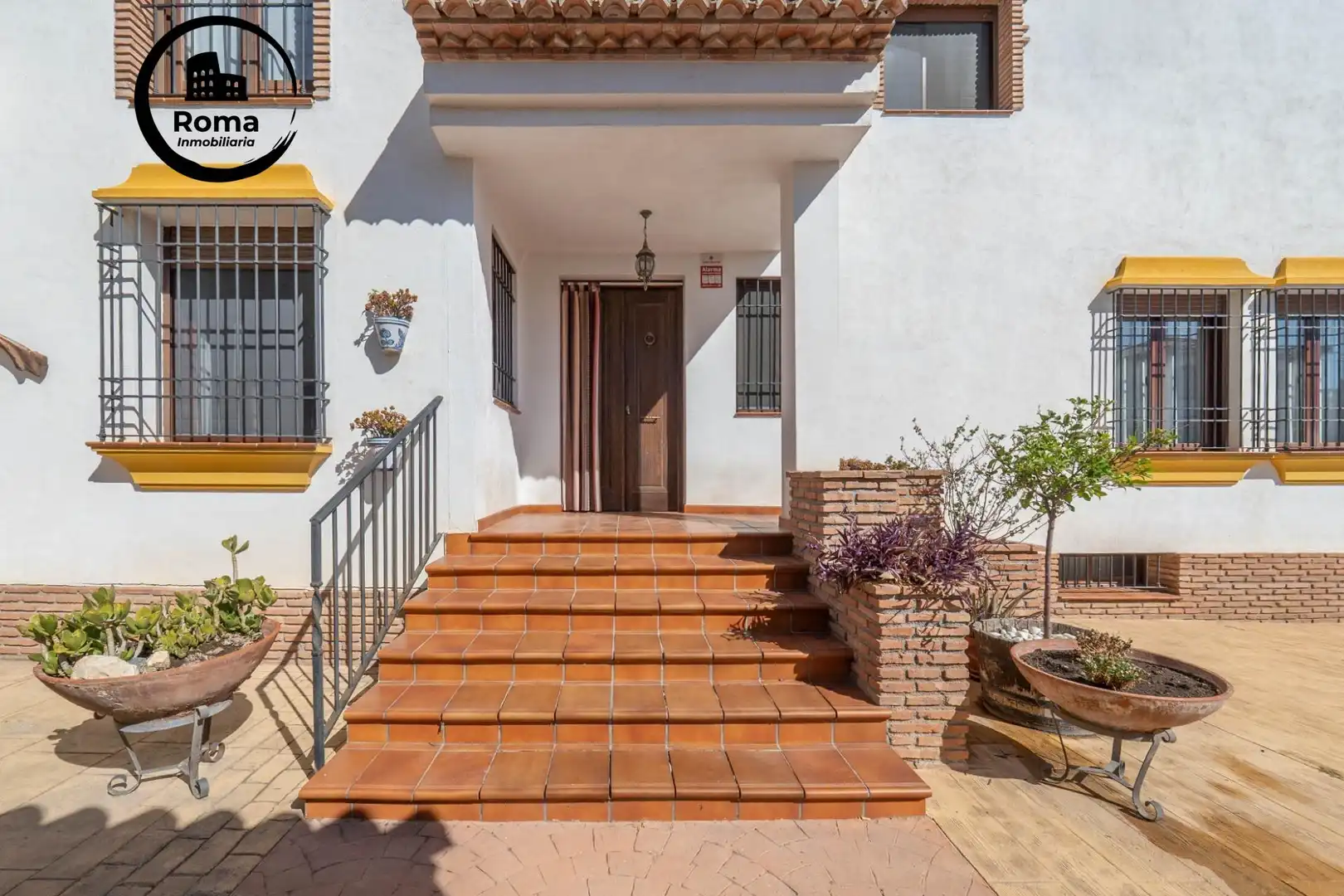 Chalet con terraza en venta en Cúllar Vega
