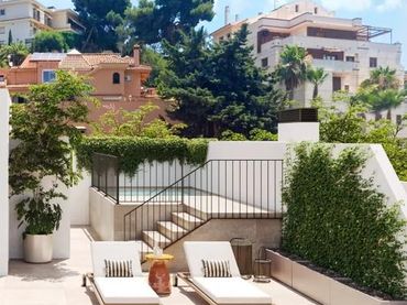 Tríplex amb piscina en venda a Este