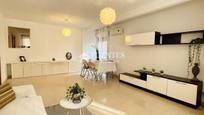 Living room of Flat for sale in Alicante / Alacant  with Air Conditioner, Private garden and Furnished