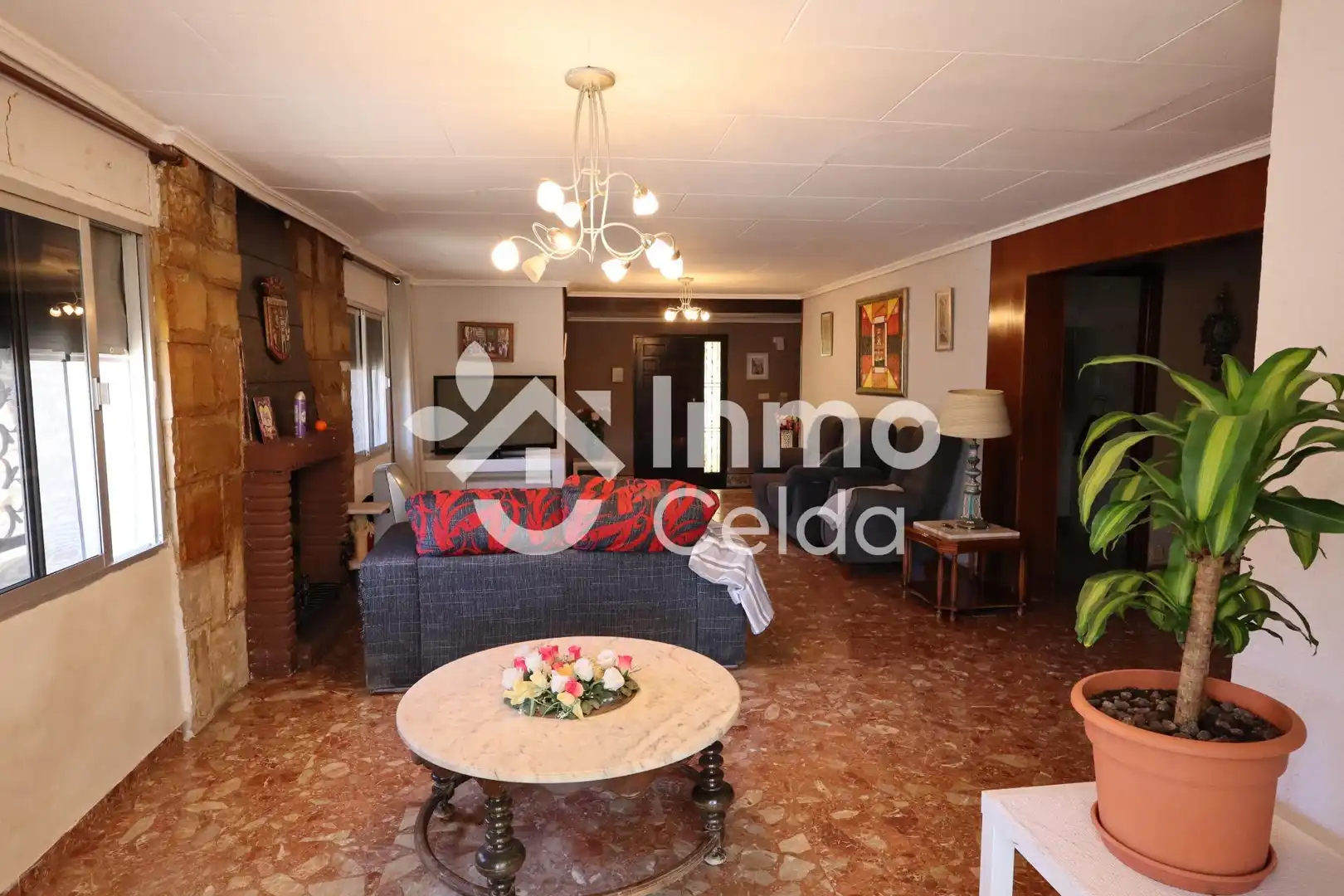 Sala de estar de Casa o chalet en venta en Chiva con Aire acondicionado, Calefacción y Jardín privado