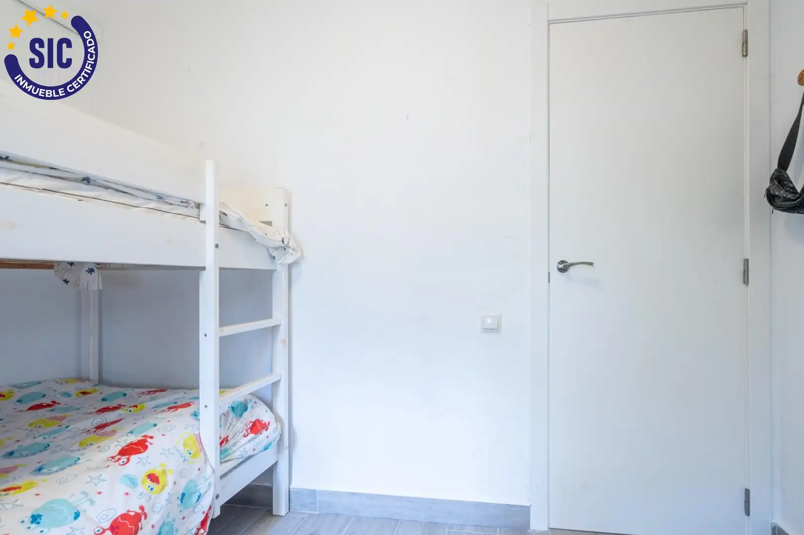 Bedroom of Apartments for sale in Valencia  with Air Conditioner, Heating and Private garden