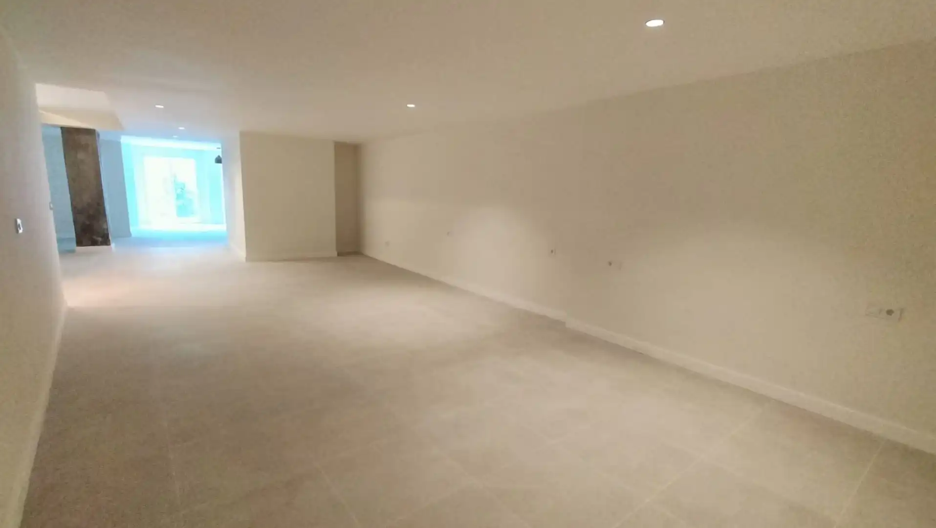 Maisonette zum Verkauf in Málaga mit Terrasse