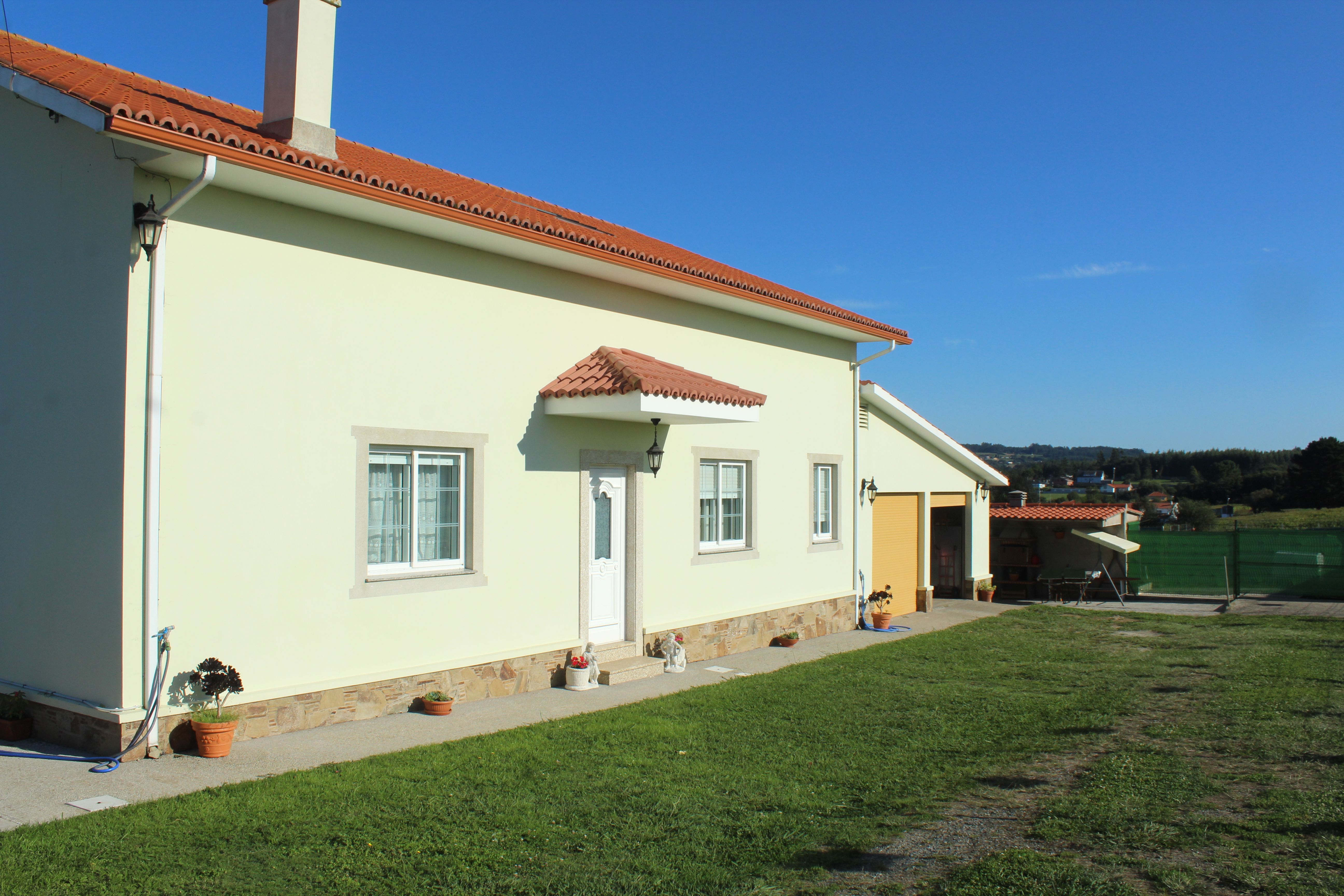 Exterior view of House or chalet for sale in Valdoviño  with Private garden, Parquet flooring and Terrace