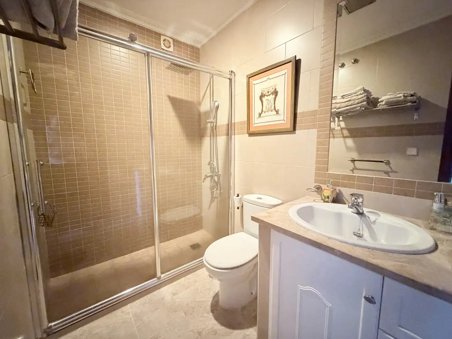 Bathroom of Detached homes for sale in Castilleja de Guzmán  with Air Conditioner, Terrace and Swimming Pool