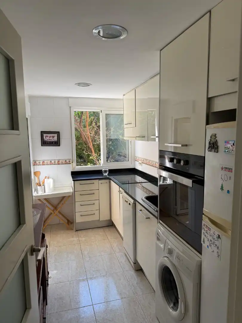 Cocina de Piso en venta en Valencia con Aire acondicionado, Horno y Balcón