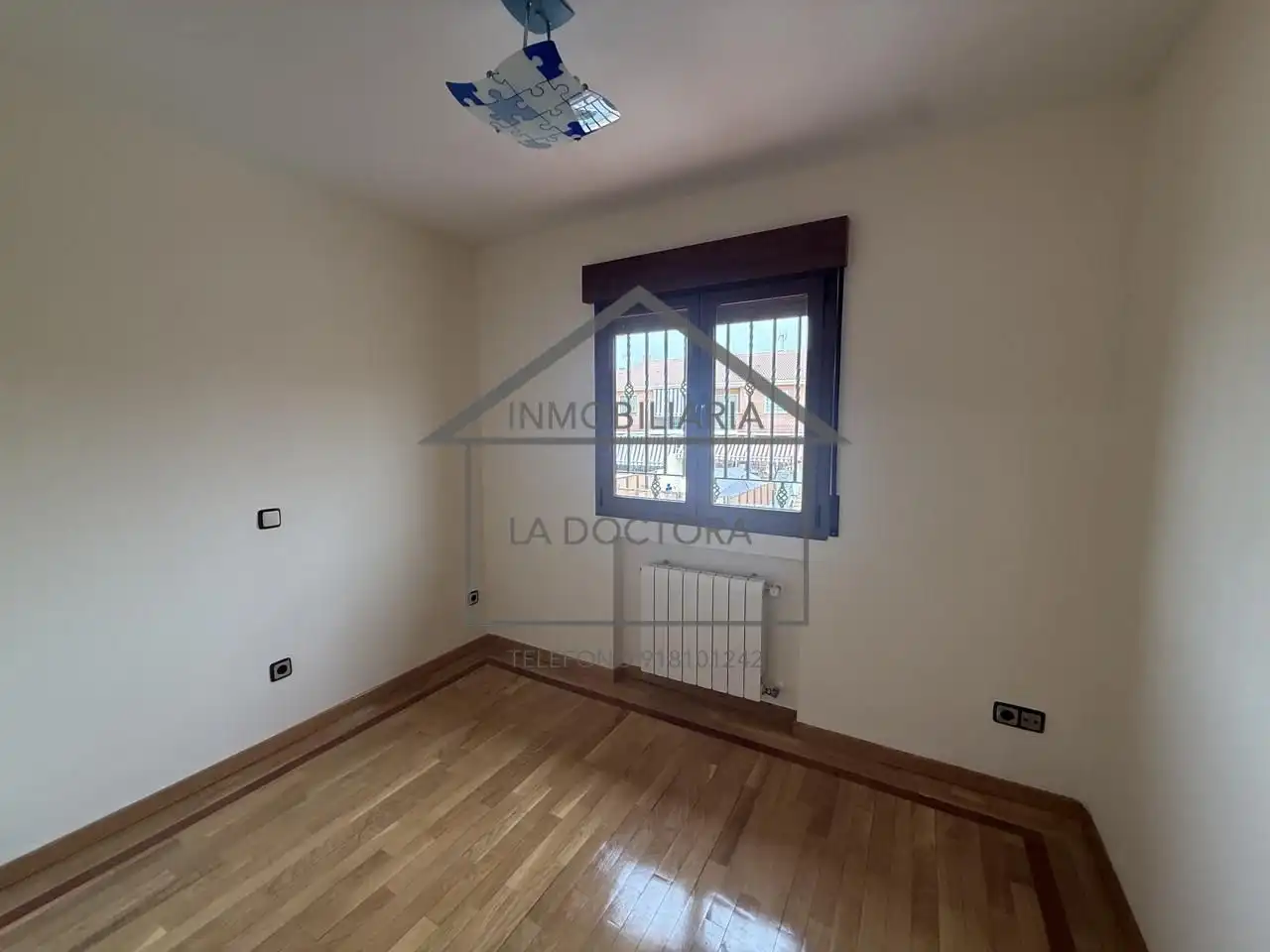 Schlafzimmer von Einfamilien-Reihenhaus zur Miete in Navalcarnero mit Heizung, Privatgarten und Terrasse
