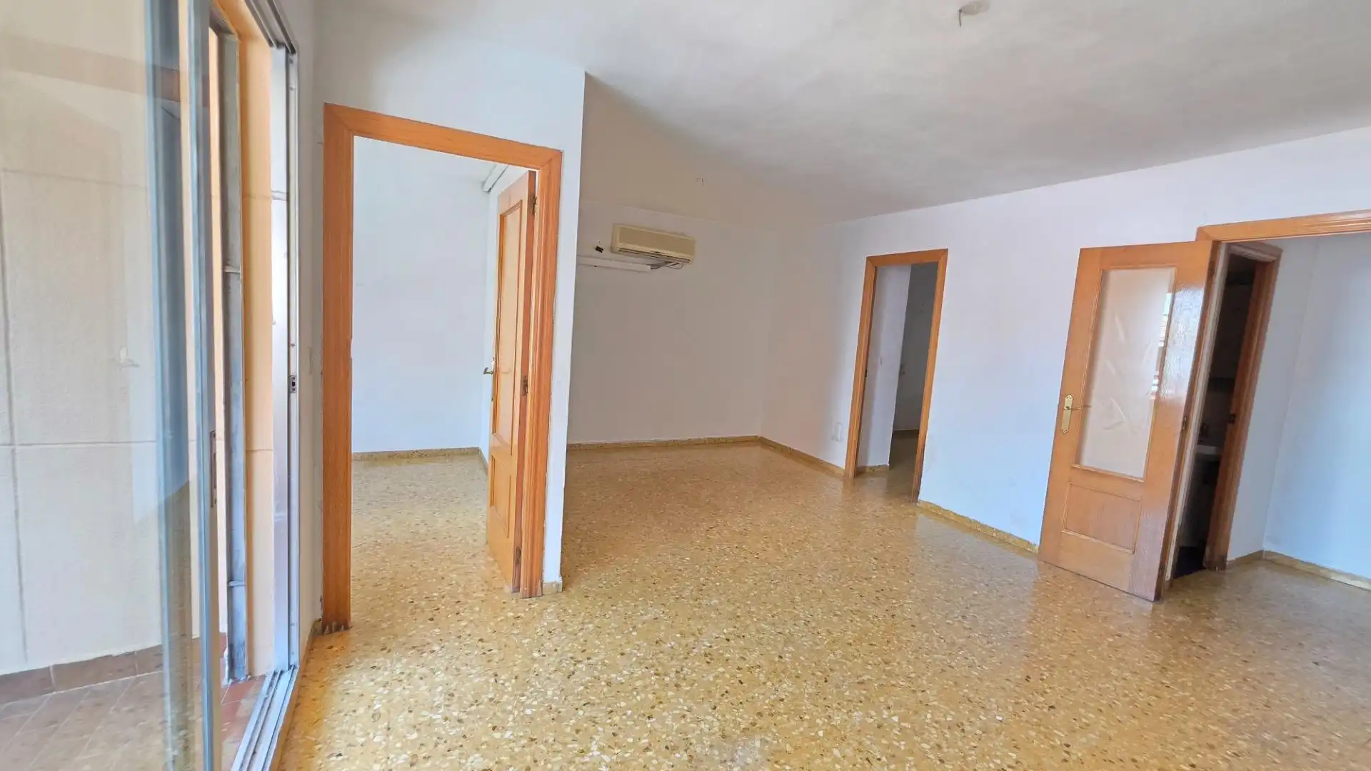 Flat for sale in MESTRE SERRANO, Centro Ciudad