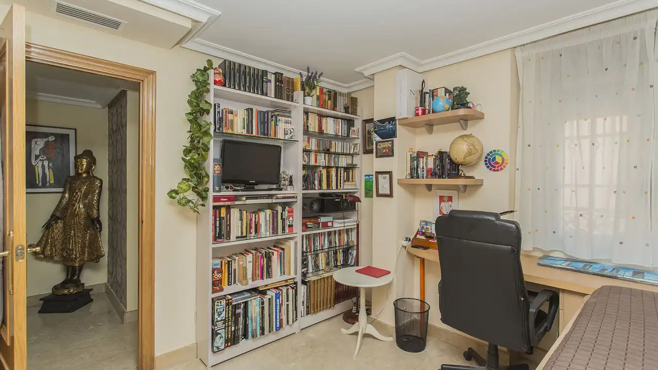 Attic for sale in Torrevieja  with Air Conditioner, Heating and Terrace