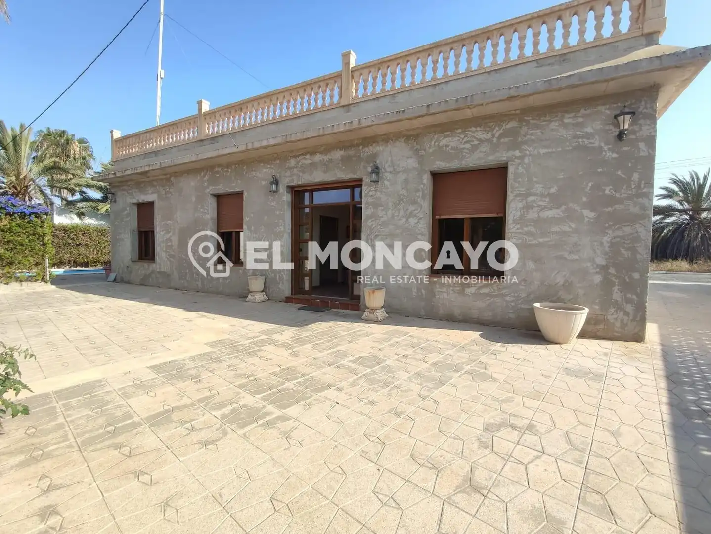 Villa con piscina in vendita a Calle Calle Partida la Marina, 175