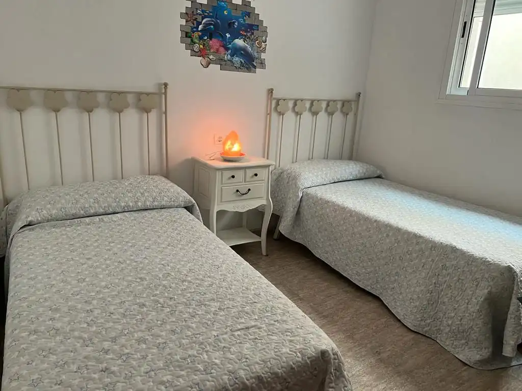 Dormitori de Apartament en venda en Alcanar amb Terrassa, Traster i Piscina comunitària