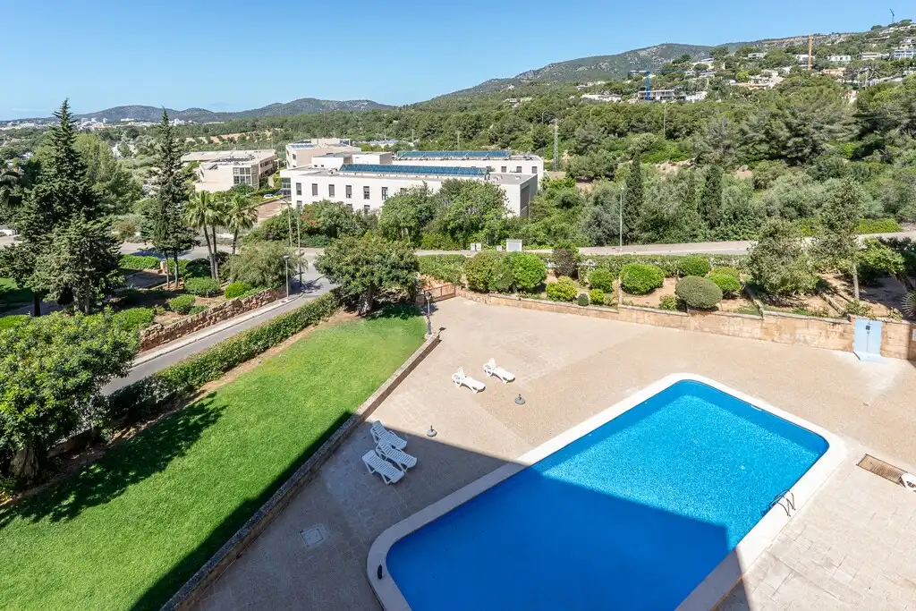 Apartament amb terrassa en venda a Portals Nous