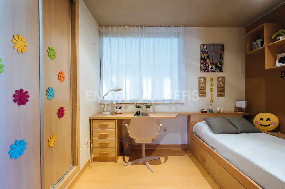 Habitación de Casa o chalet en venta en Bormujos con Aire acondicionado, Calefacción y Jardín privado