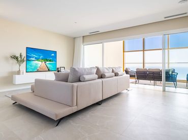 Apartament amb balcó en venda a Avenida L'Aigüera