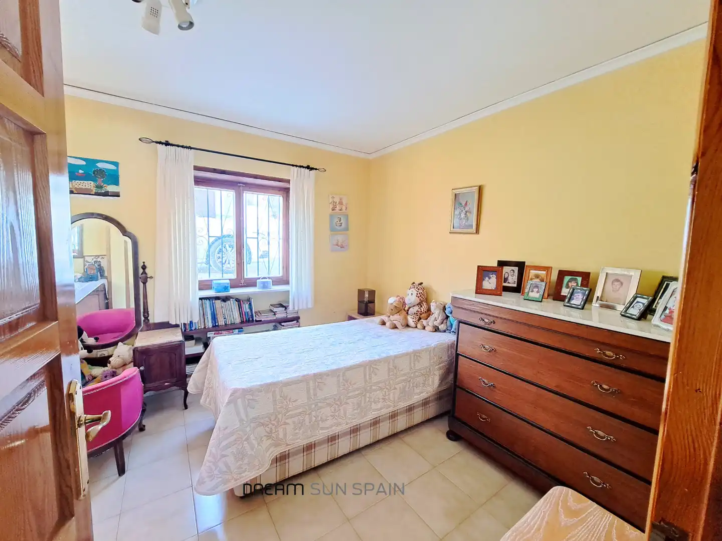 Bedroom of Houses for sale in Dénia  with Air Conditioner, Heating and Private garden
