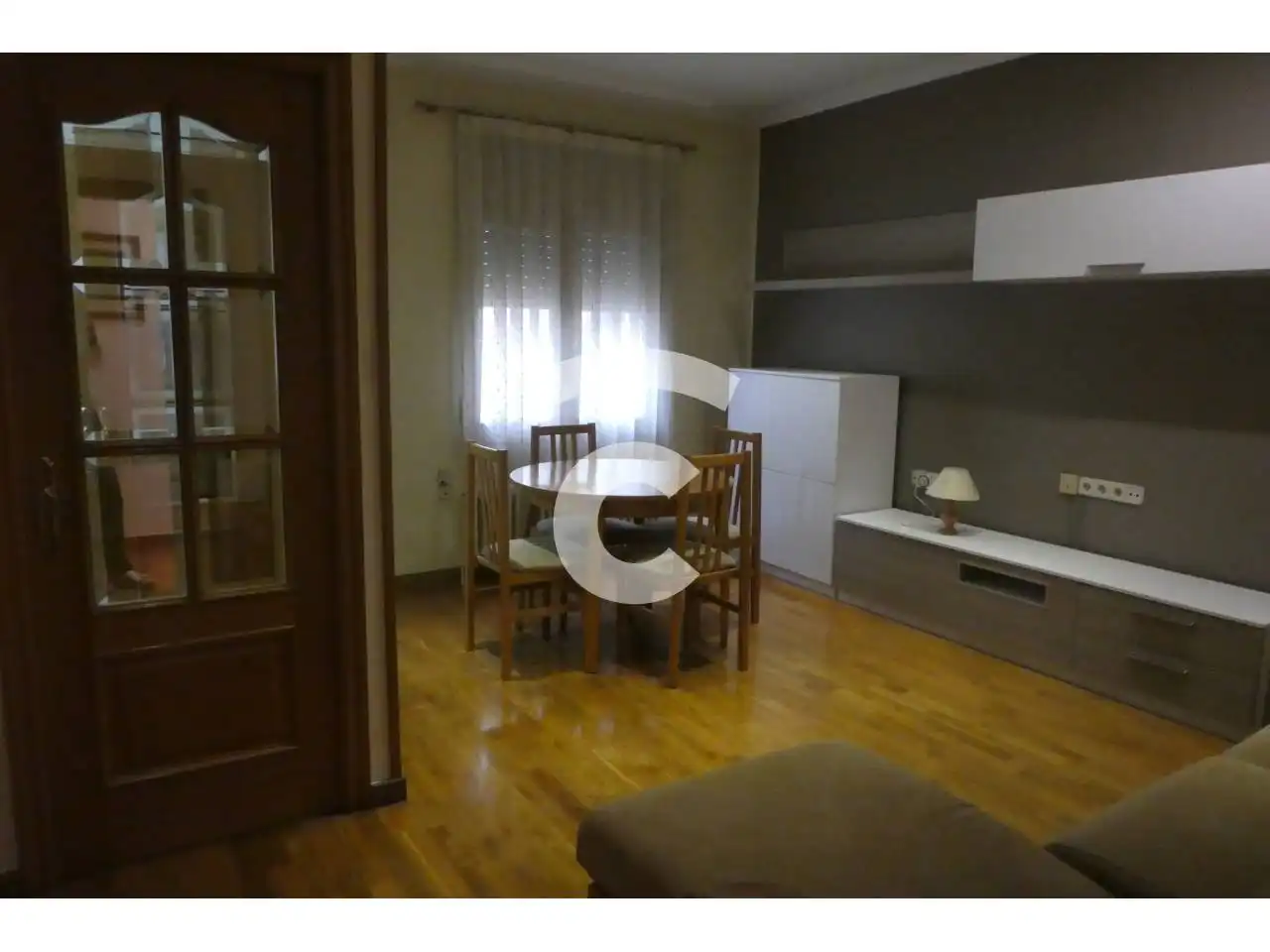 Sala d'estar de Pis de lloguer en Vic amb Calefacció i Parquet