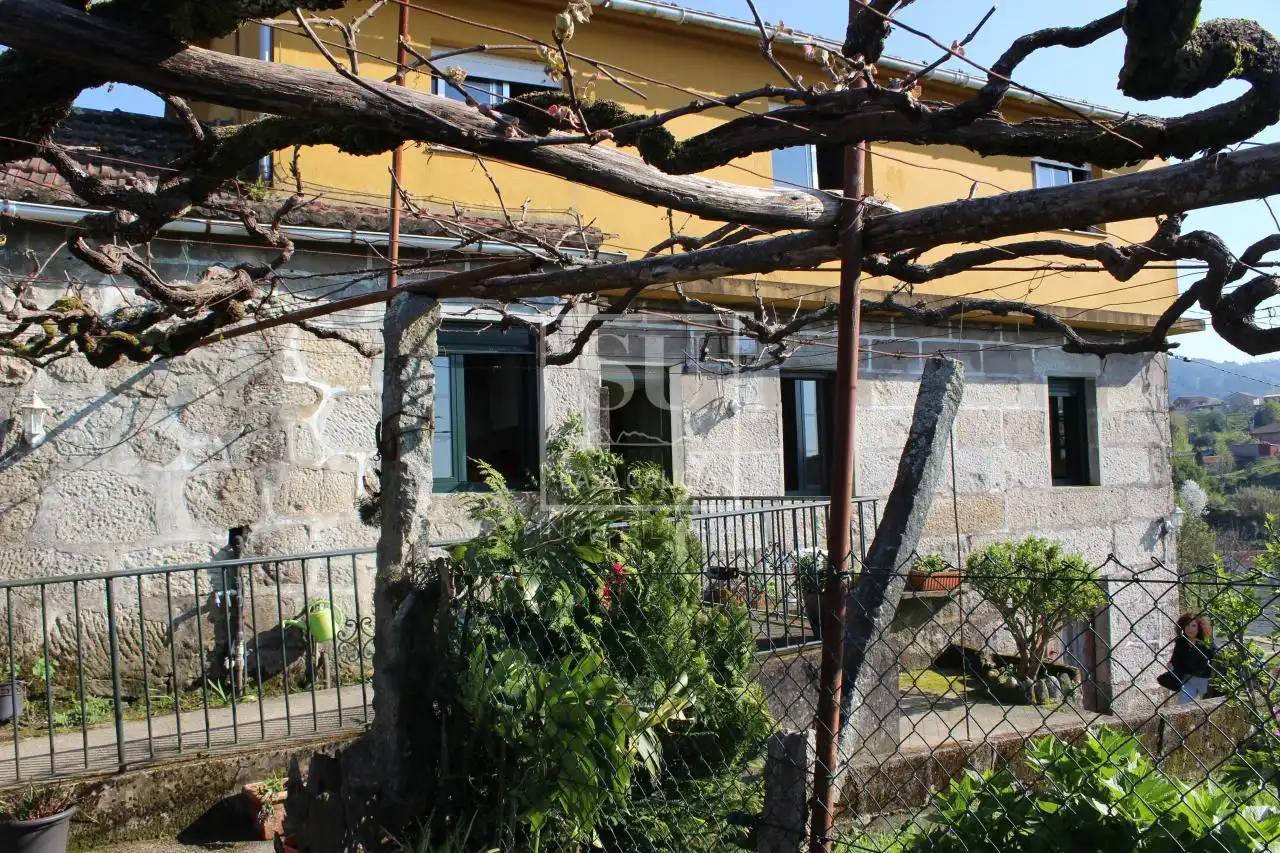 Xalet amb jardí en venda a Gondomar, imagen 3