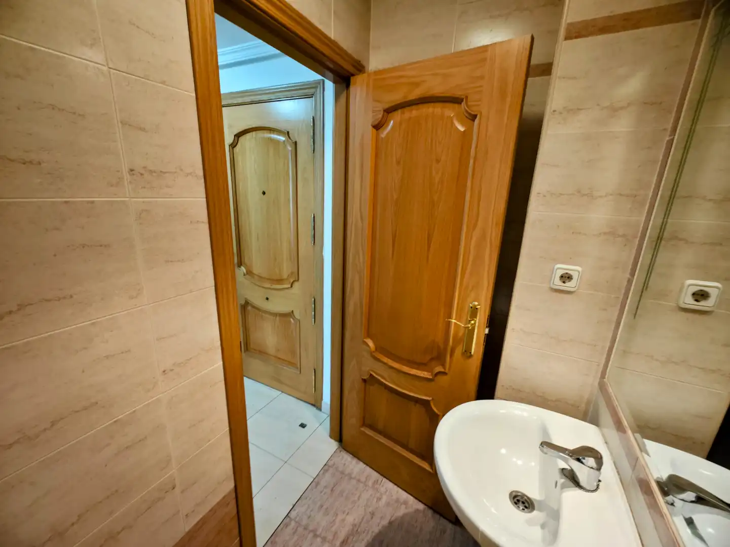 Badezimmer von Maisonette zum Verkauf in Arroyomolinos (Madrid) mit Klimaanlage, Heizung und Privatgarten