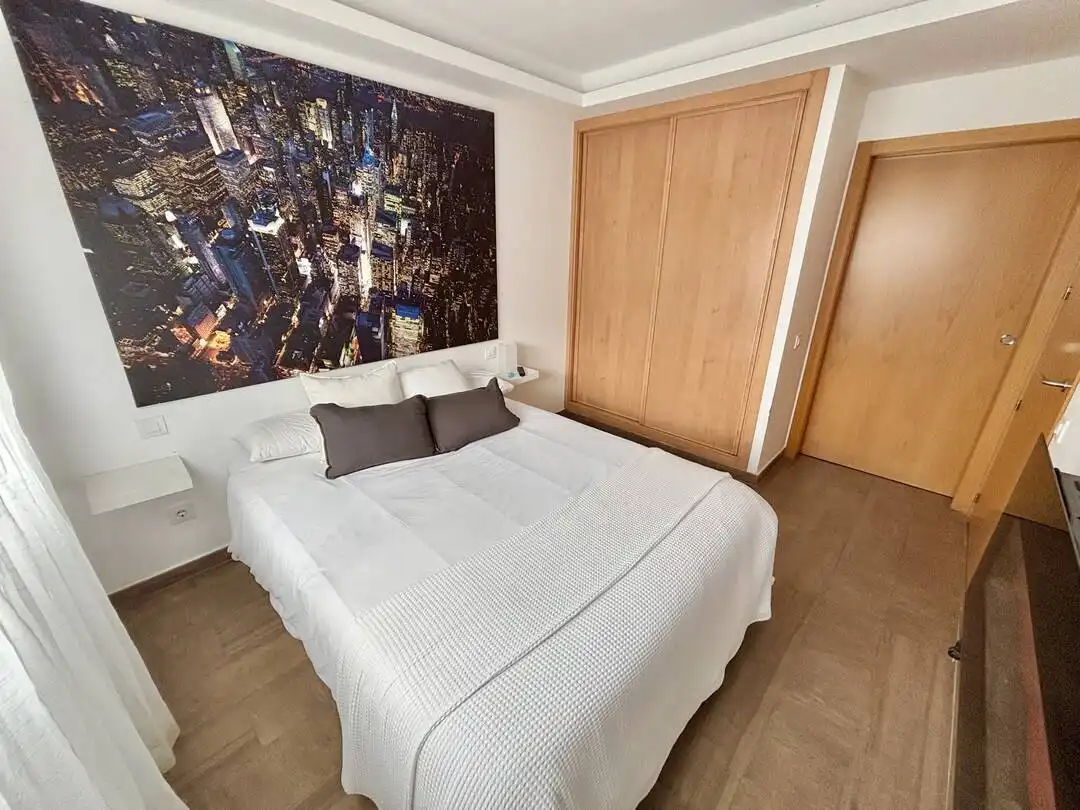 Habitación de Casa adosada en venta en Olías del Rey con Aire acondicionado, Calefacción y Piscina