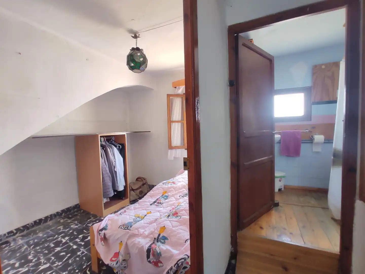 Dormitori de Casa adosada en venda en Montserrat amb Terrassa