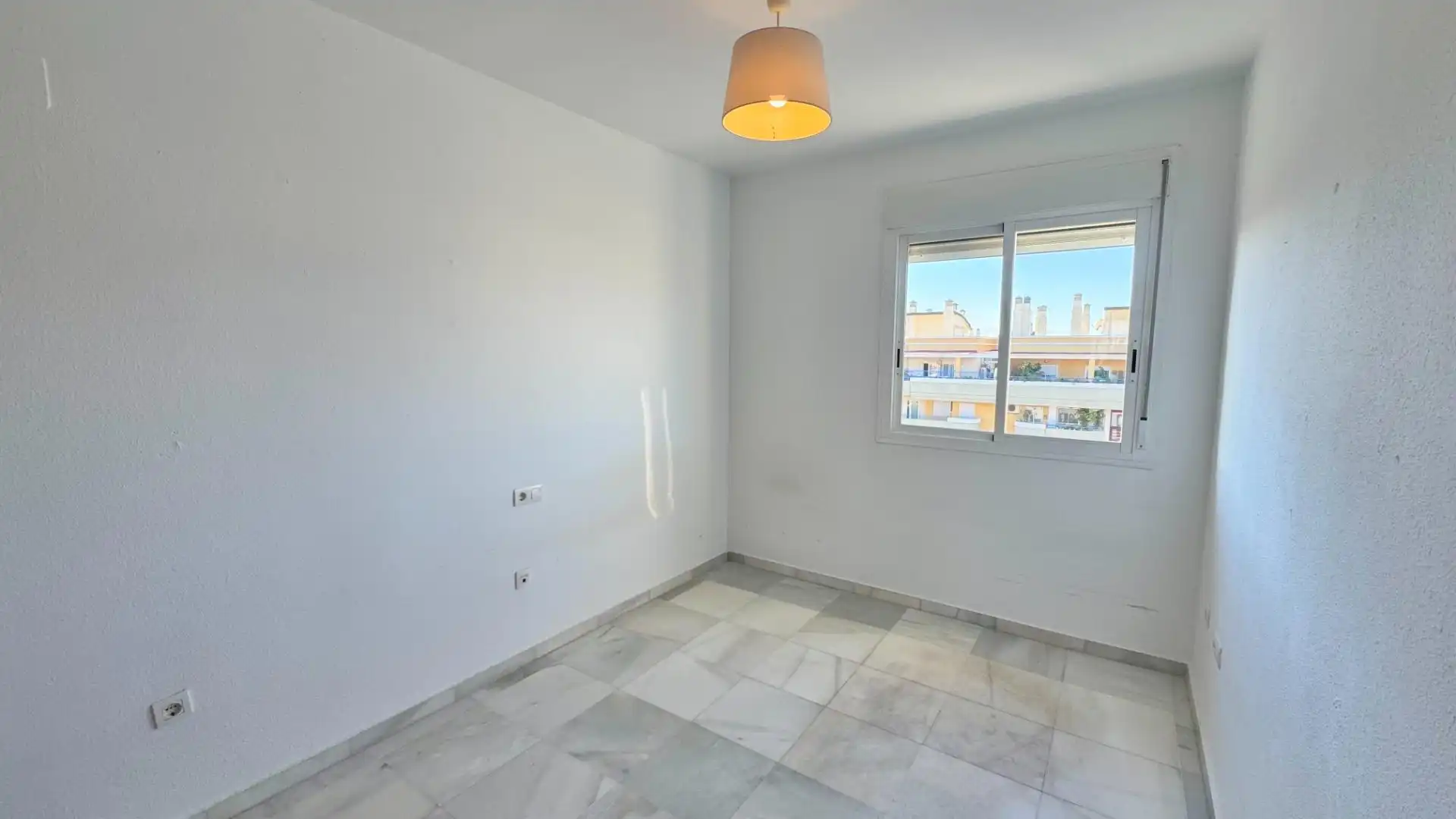 Dormitori de Àtic en venda en Málaga amb Aire condicionat, Terrassa i Piscina comunitària