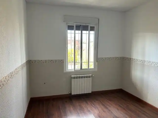Schlafzimmer von Wohnung zum Verkauf in Córdoba mit Klimaanlage, Heizung und Terrasse