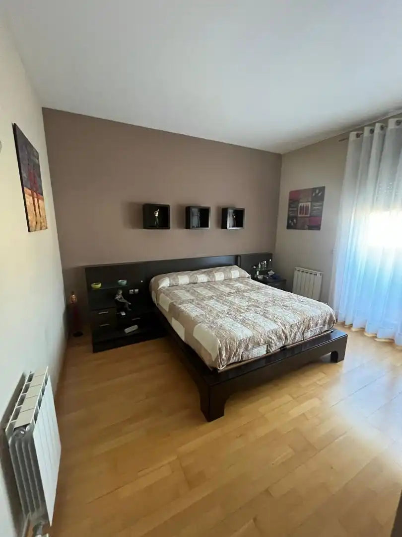 Dormitori de Casa adosada en venda en Reus amb Calefacció i Jardí privat