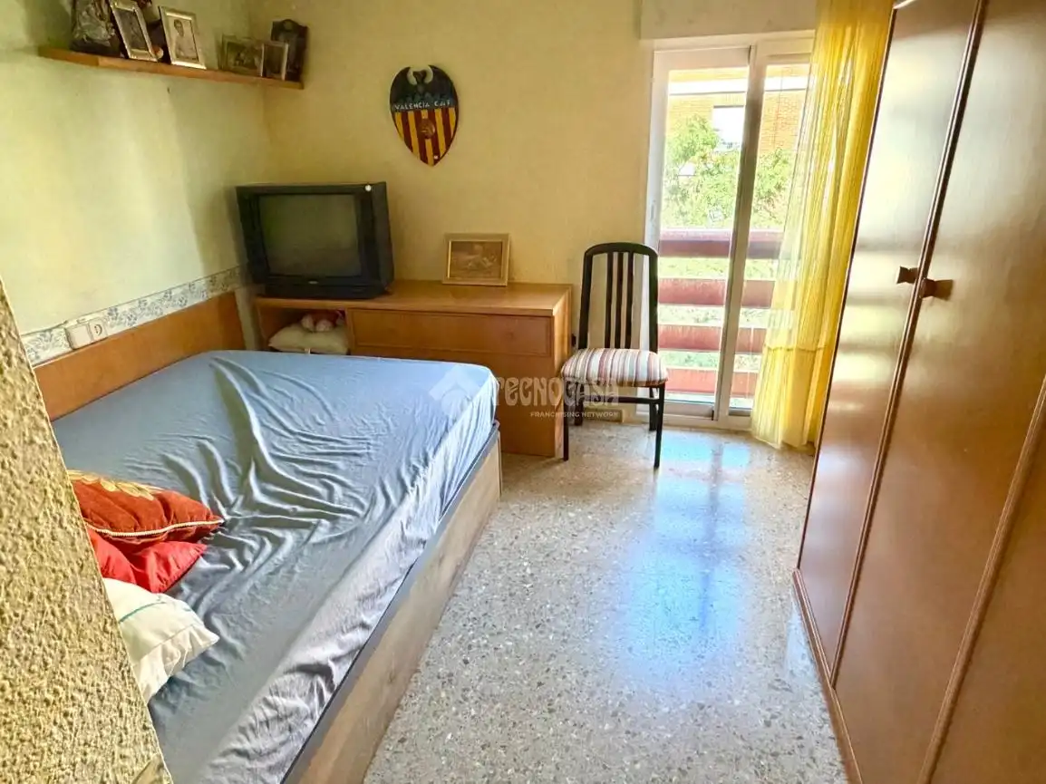 Habitación de Piso en venta en Valencia con Aire acondicionado y Balcón