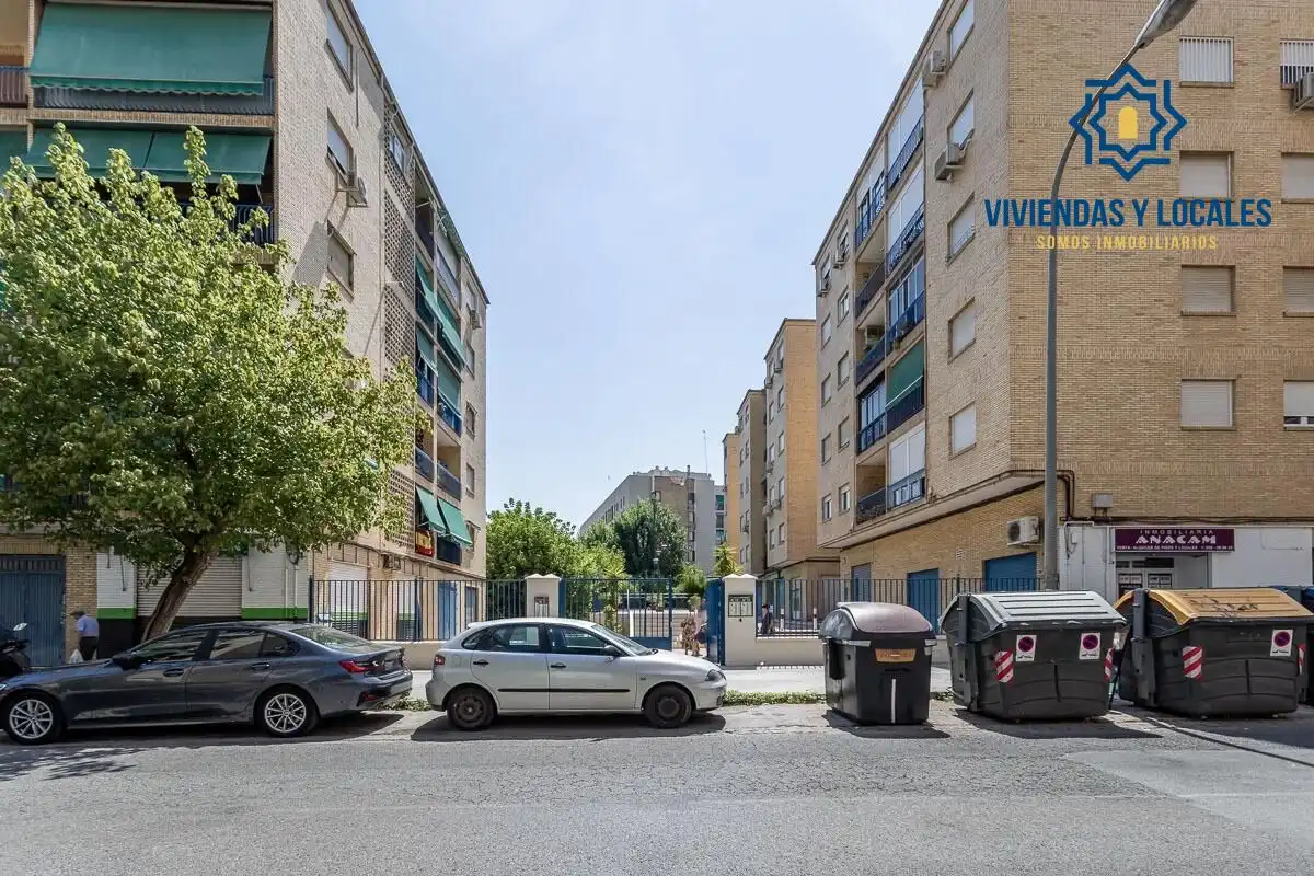 Exterior view of Flat for sale in Granada  with Heating and Terrace