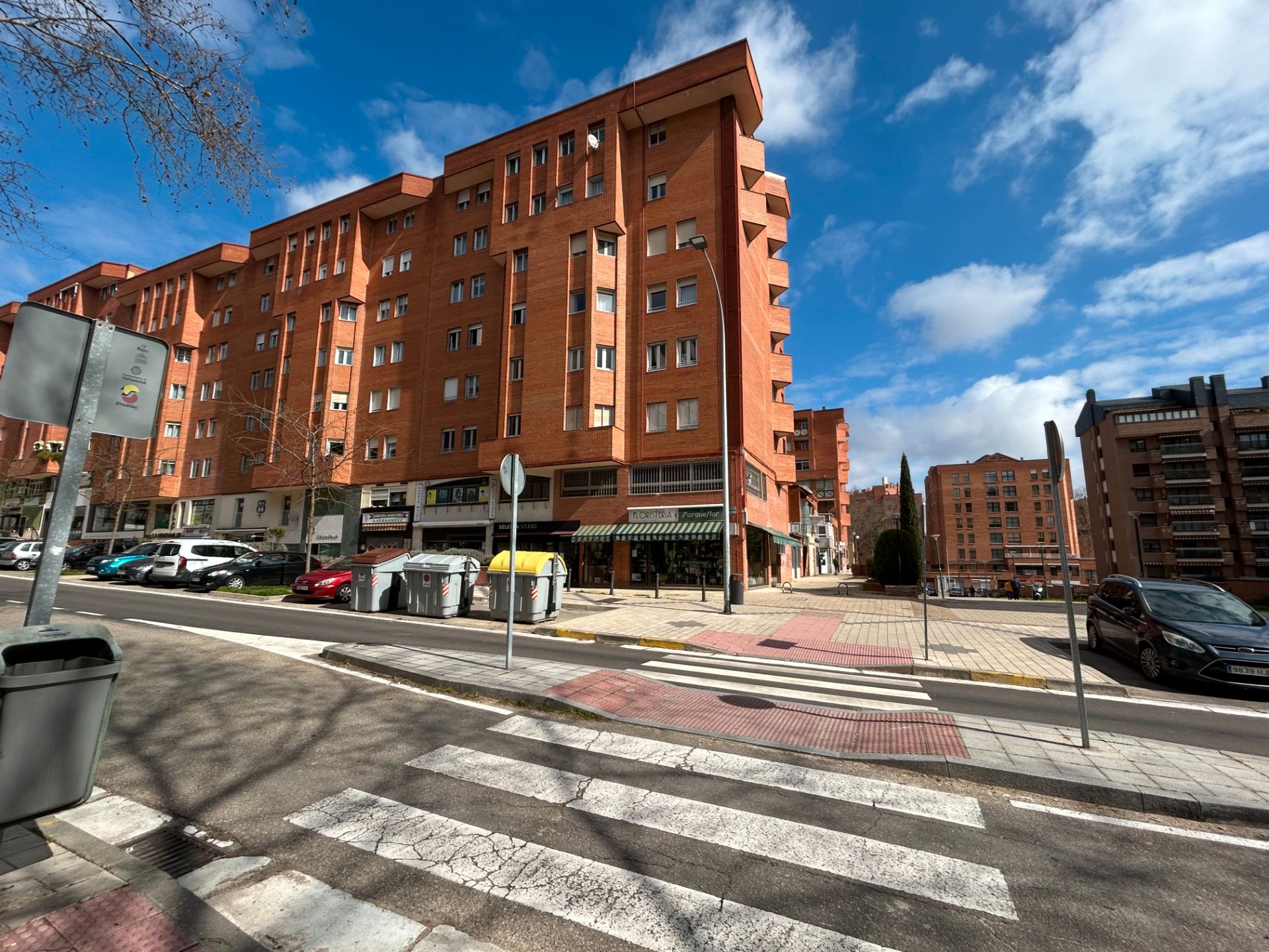 Exterior view of Flat for sale in Valladolid Capital  with Heating, Private garden and Terrace