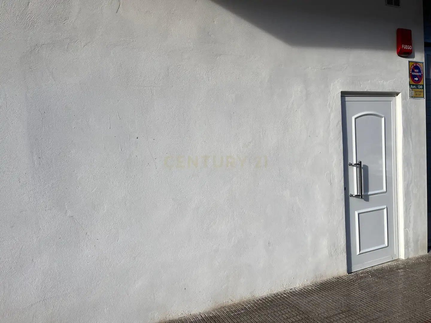 Exterior view of Storage room for rent in Calpe / Calp  with Alarm