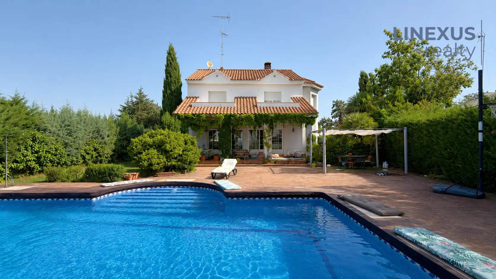 Jardí de Casa o xalet en venda en Batres amb Calefacció, Jardí privat i Terrassa