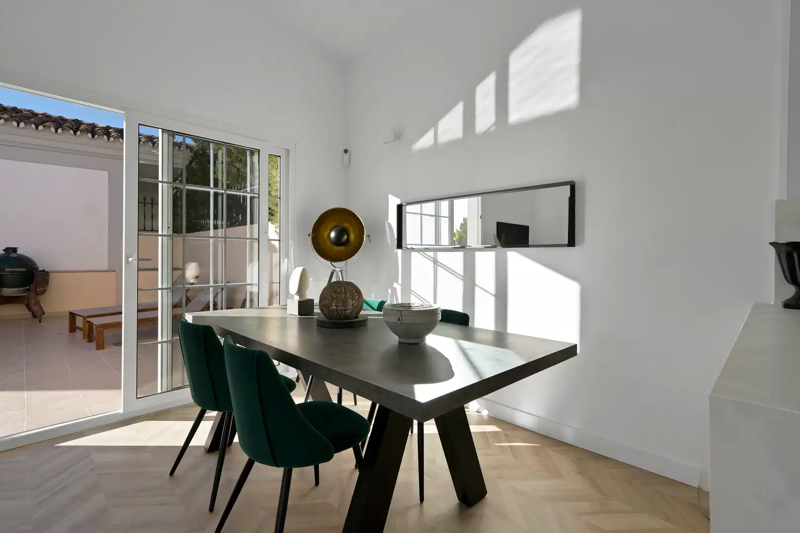 Comedor de Casa adosada de alquiler en Marbella con Parquet, Terraza y Amueblado