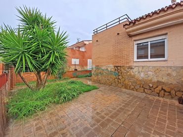 Villa con giardino in vendita a Alfara de la Baronia