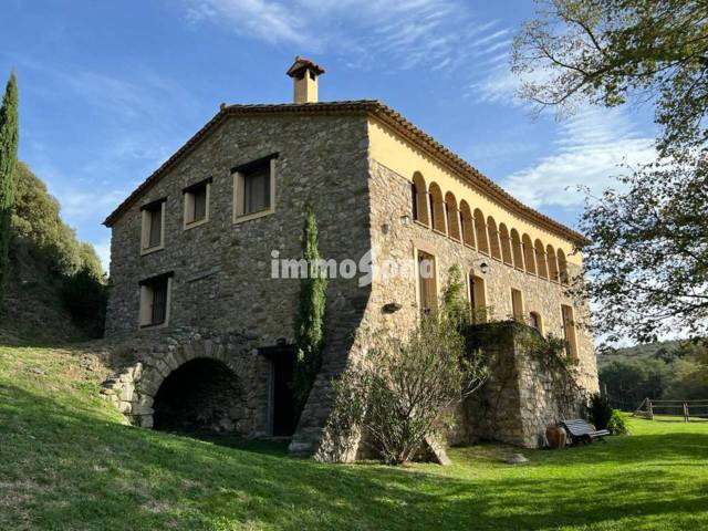 Finca rústica en Venta en Argelaguer