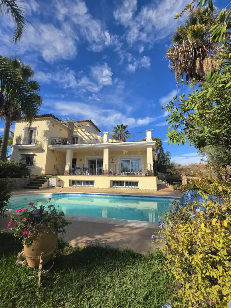 Vista exterior de Casa o chalet en venta en Casares