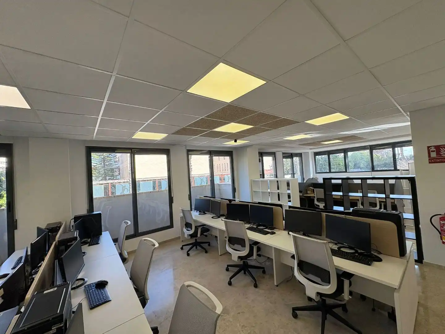 Oficina de alquiler en Paterna con Aire acondicionado, Calefacción y Terraza