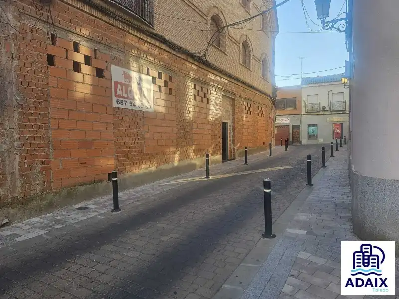 Vista exterior de Local de lloguer en Los Yébenes