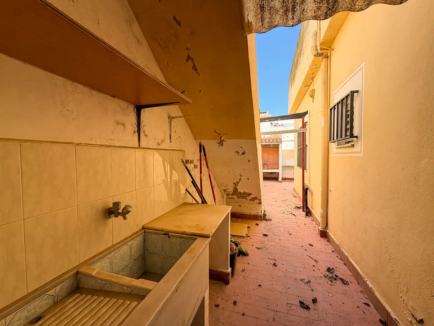 Exterior view of Detached homes for sale in Cullera  with Terrace and Furnished