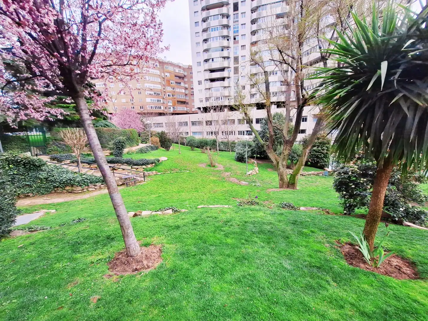 Garden of Flat for rent in Madrid  with Air Conditioner, Heating and Furnished