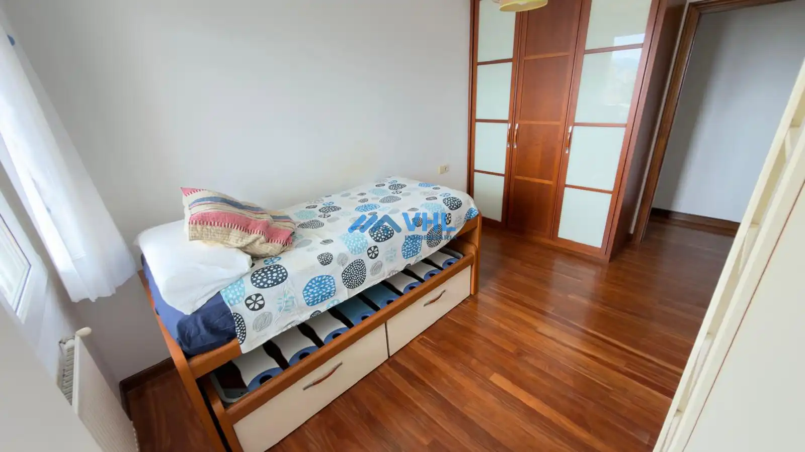 Habitación de Piso de alquiler en Castro-Urdiales con Calefacción, Terraza y Amueblado